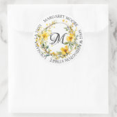 Elegant Yellow Floral Script Monogram Address Runder Aufkleber (Tasche)