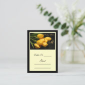 Elegant Yellow Tulip Wedding Table Platzkarte (Stehend Vorderseite)
