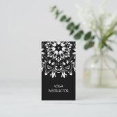 Elegant Yoga Instructor BlackWhite Floral Mandala Visitenkarte (Stehend Vorderseite)