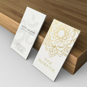 Elegant YOGA Instructor White Gold Floral Mandala Visitenkarte