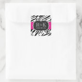 Elegant Zebra Print Hot Pink Wedding Initials Date Quadratischer Aufkleber (Tasche)