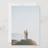Elegante 2 Foto Vellum Overlay Wedding Einladung (Rückseite)