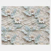 Elegante 3D Floral Relief Pastel Fleecedecke (Vorderseite (Horizontal))