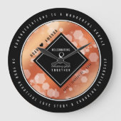 Elegante 8. Bronze Hochzeitstag Feier Große Wanduhr (Vorderseite)