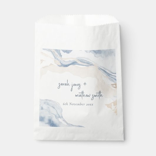 Elegante Abstrakte Blue Beige Coastal Beach Hochze Geschenktütchen (Vorderseite)