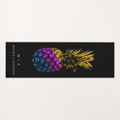 Elegante Ananas Monogramm Minimalistisches Schwarz Yogamatte (Vorderseite (Horizontal))