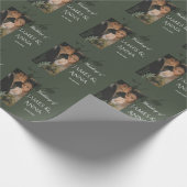 Elegante, anpassbare olivgrüne Hochzeit Geschenkpapier (Ecke)