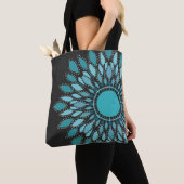 Elegante Aquamarin Lotus Blume Mandala Tasche (Von Nahem)