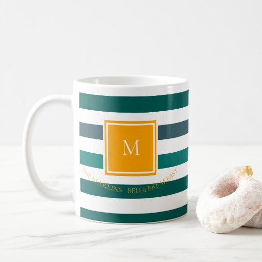Elegante Aquamarine Blues White Striped Monogram B Kaffeetasse (Mit Donut)