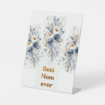 Elegante Aquarellbäume und Wildblumen