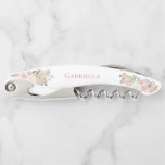Elegante Aquarellfarbe Rosa Boho Name Hochzeit Kellnermesser<br><div class="desc">Diese schönen Korkschrauben sind als Geschenke für Ihre Brautmädchen oder Trauzeugin konzipiert. Sie sind mit einer rustikalen,  handbemalten Aquarellgestaltung mit rosa,  violett,  korallenfarbenen Rose und Blume auf weißem Hintergrund und ihrem Namen in der Mitte versehen. Perfekte Art,  ihr zu danken oder sie einzuladen,  ein Teil deines Brautparty zu sein.</div>