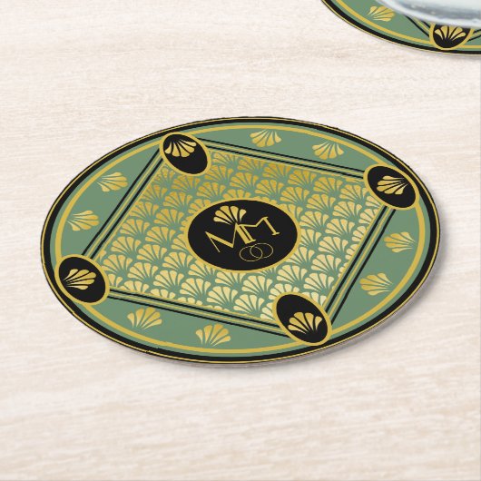 Elegante Art-Déco-Lüftermuster Monogramm Hochzeit Runder Pappuntersetzer (Angewinkelt)