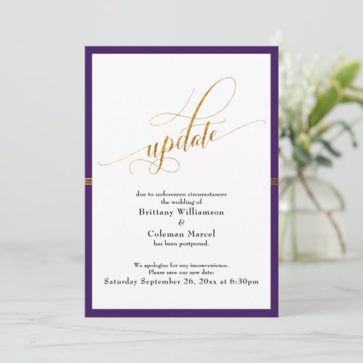 Elegante, aufgeschobene Hochzeit-Lila Goldstreifen Einladung (Stehend Vorderseite)