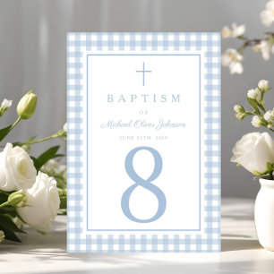Elegante Babyblaue Gingham-Taufe für Jungen Tischnummer
