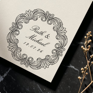 Elegante Barockrolle Hochzeitstag und Namen Permastempel