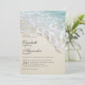 Elegante Beach Ocean Hochzeit in Urlaubsort Einladung (Stehend Vorderseite)