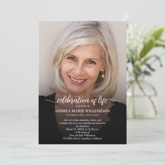 Elegante Beerdigung des Fotos des Lebens Einladung (Stehend Vorderseite)