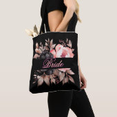 Elegante Beige Blush Bloral Bride Script Wasserfar Tasche (Von Nahem)