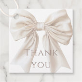 Elegante Beige Bow Gender Neutral Baby Dusche Geschenkanhänger (Vorderseite)