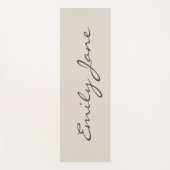 Elegante Beige Handgeschriebener Skriptname Benutz Yogamatte (Vorderseite)