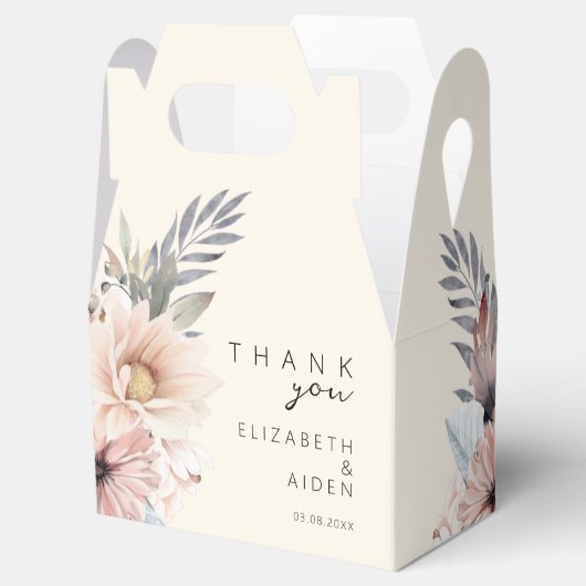 Elegante, Beige & Pastel Boho Hochzeitsbox Geschenkschachtel (Geöffnet)