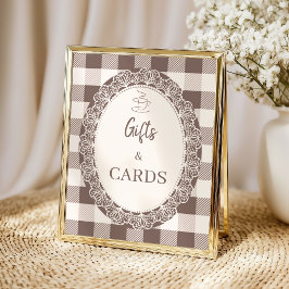 Elegante beigefarbene neutrale Geschenke und Karte Poster