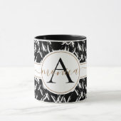 Elegante Black Abstrakt Floral Gold Mit Monogramm  Tasse (Zentrum)