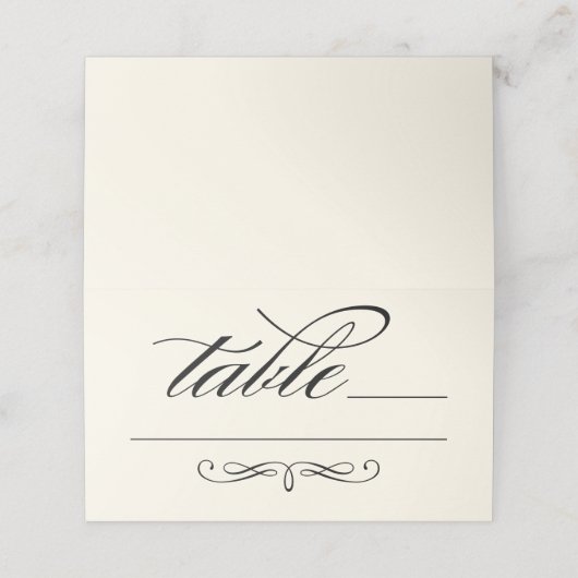 Elegante Black Calligraphy Script Hochzeitstisch Platzkarte (Außenseite Aufgefaltet)