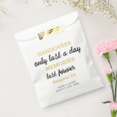 Elegante Black & Gold Hangover Hochzeitstypografie Geschenktütchen (Versiegelt)