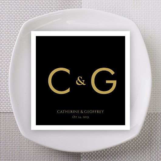 Elegante Black & Gold Initials Monogram Wedding Serviette