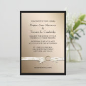 Elegante Black Gold Ribbon Wedding Einladung (Stehend Vorderseite)