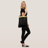 Elegante Black Gold Script Bridesmaid Tote Bag Tasche (Am Model)