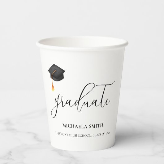 Elegante Black Graduation Cap Script Graduate Pappbecher (Rückseite)