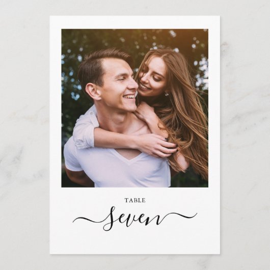 Elegante Black Script-Foto-Tischnummer Einladung (Rückseite)