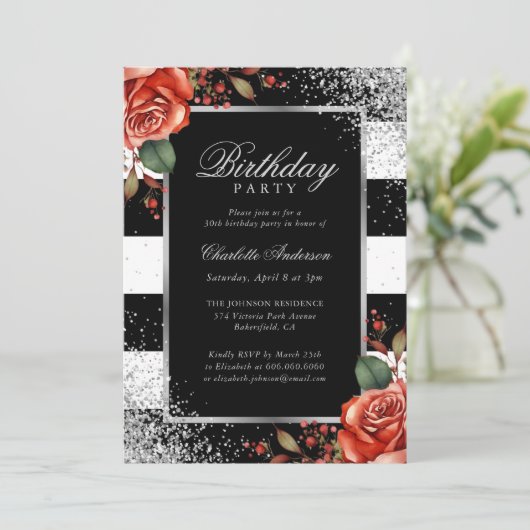 Elegante Black Silver Confetti Rote Rose Geburtsta Einladung (Stehend Vorderseite)