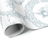 Elegante blau gegrabene blumengepresste Medallions Geschenkpapier (Rolleneckpunkt)