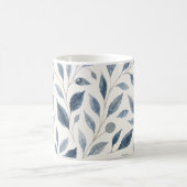 Elegante Blaue Aquarell-Blätter Kaffeetasse (Mittel)
