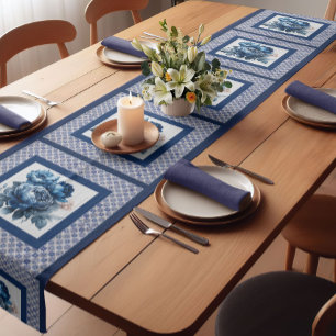 Elegante Blaue Blumen Chinoiserie Kurzer Tischläufer