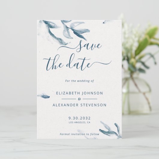 Elegante blaue botanische Aquarellfarben einfache Save The Date (Stehend Vorderseite)