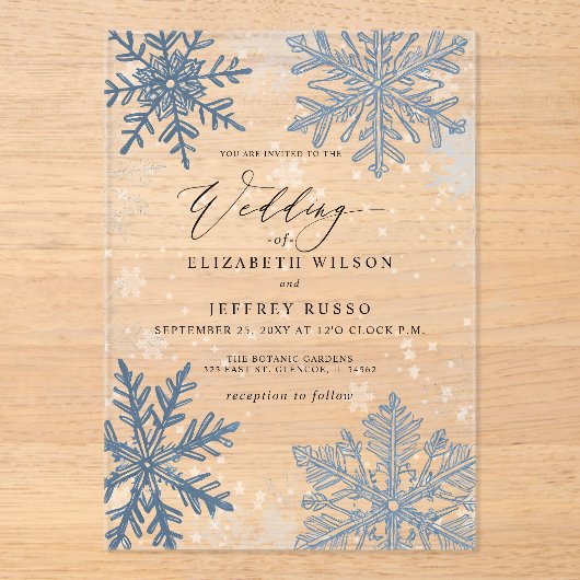 Elegante blaue Schneeflocken Winterhochzeit Acryleinladungen (Vorderseite)