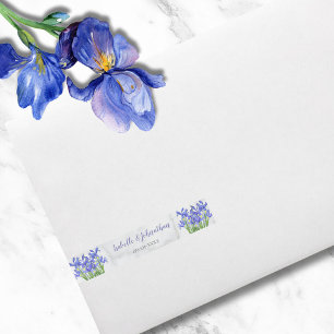 Elegante blaue Schwertlilien-Blumen auf grauem Mar Rundum-Adressaufkleber