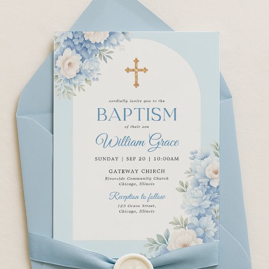 Elegante blaue Taufe Einladung mit Blumendesign