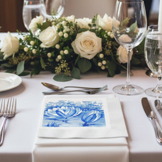 Elegante blaue Wasserlilien im Vintage-Stil Serviette