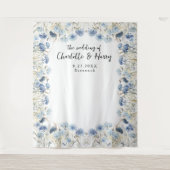 Elegante blaue Wildblumen beim Hochzeitsfeiern Fot Wandteppich (Vorderseite)