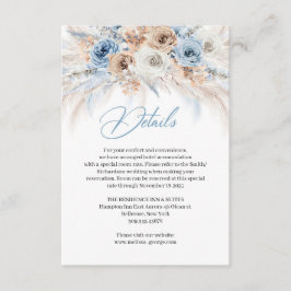 Elegante blauen Blüten und Elfenbein-Rose Pampas Begleitkarte