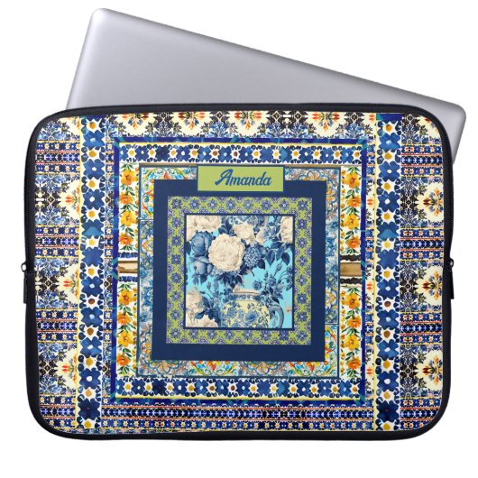 Elegante bläuliche Kachelblume Chinoiserie Monogra Laptopschutzhülle (Vorderseite)