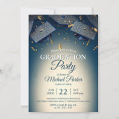 Elegante Blue Graduation Caps mit Gold Confetti Einladung (Vorderseite)