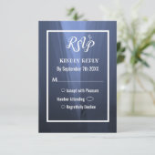Elegante Blue Romantic Wedding RSVP Card Einladung (Stehend Vorderseite)