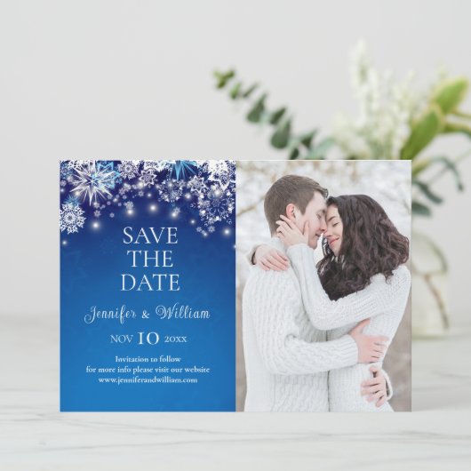Elegante Blue Snowflake Wedding rettet das Datum Save The Date (Stehend Vorderseite)