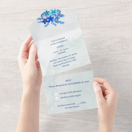 Elegante Blume Blauer individueller Hochzeitsservi All In One Einladung (Abreißen)